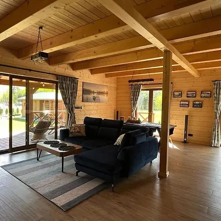 Dom Pod Lasem Villa Rydzewo (Gizycko)